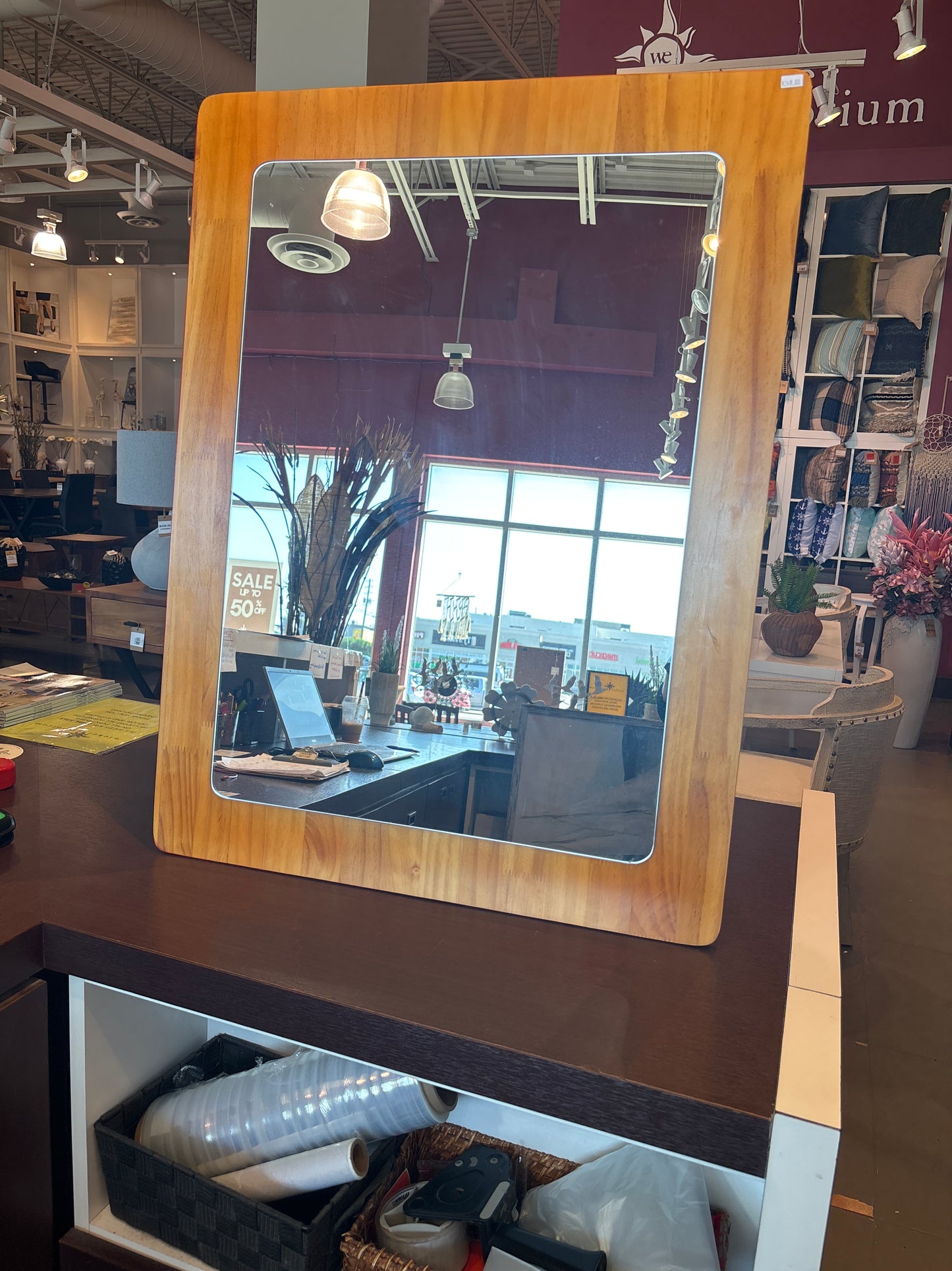 Accent Mirror