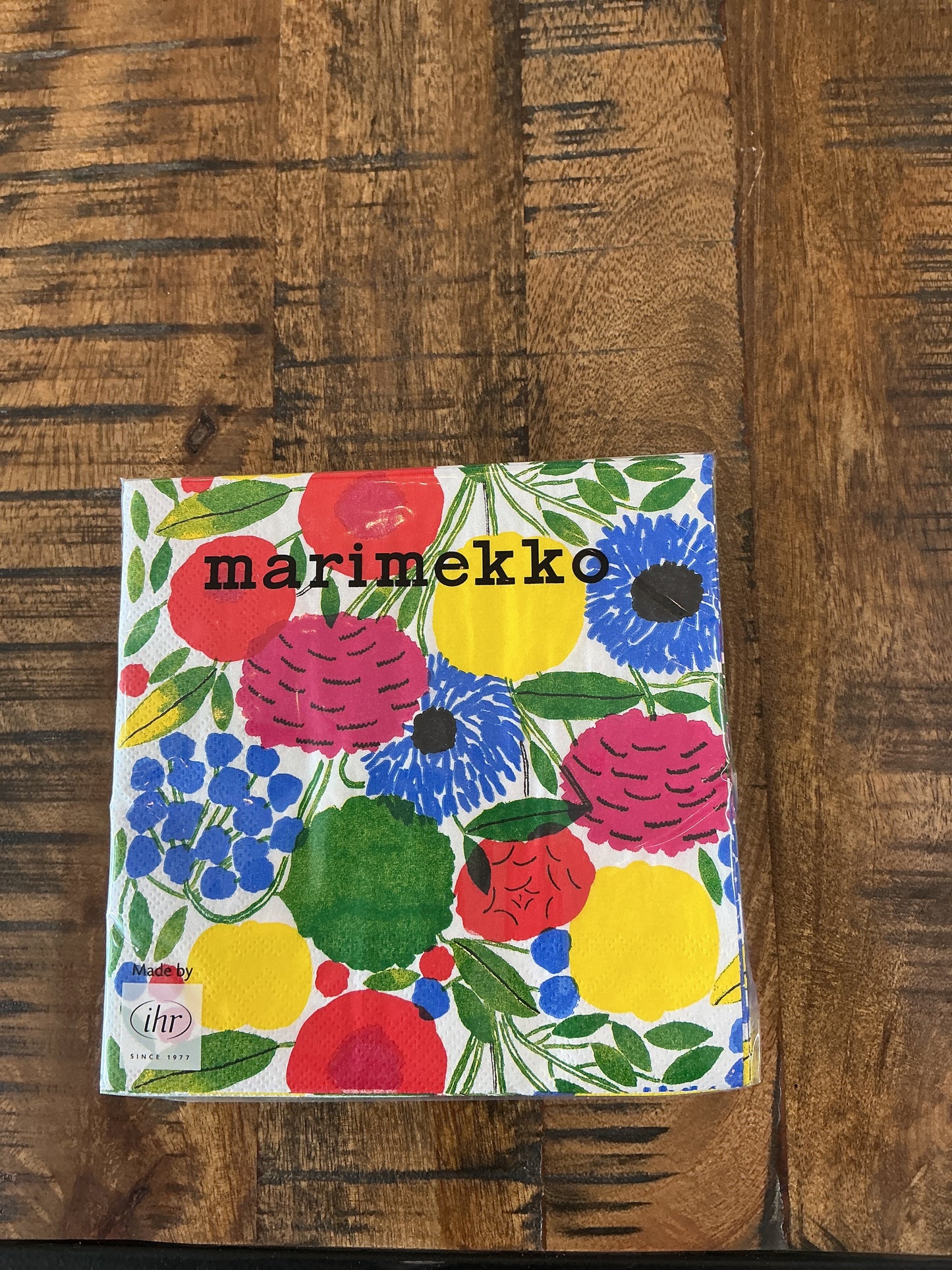 Paper napkins