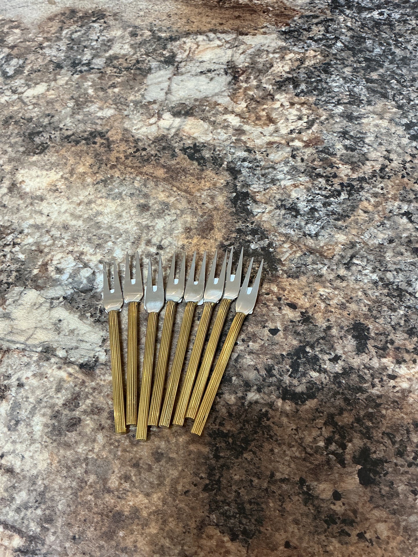 Hor d’oeuvres utensils