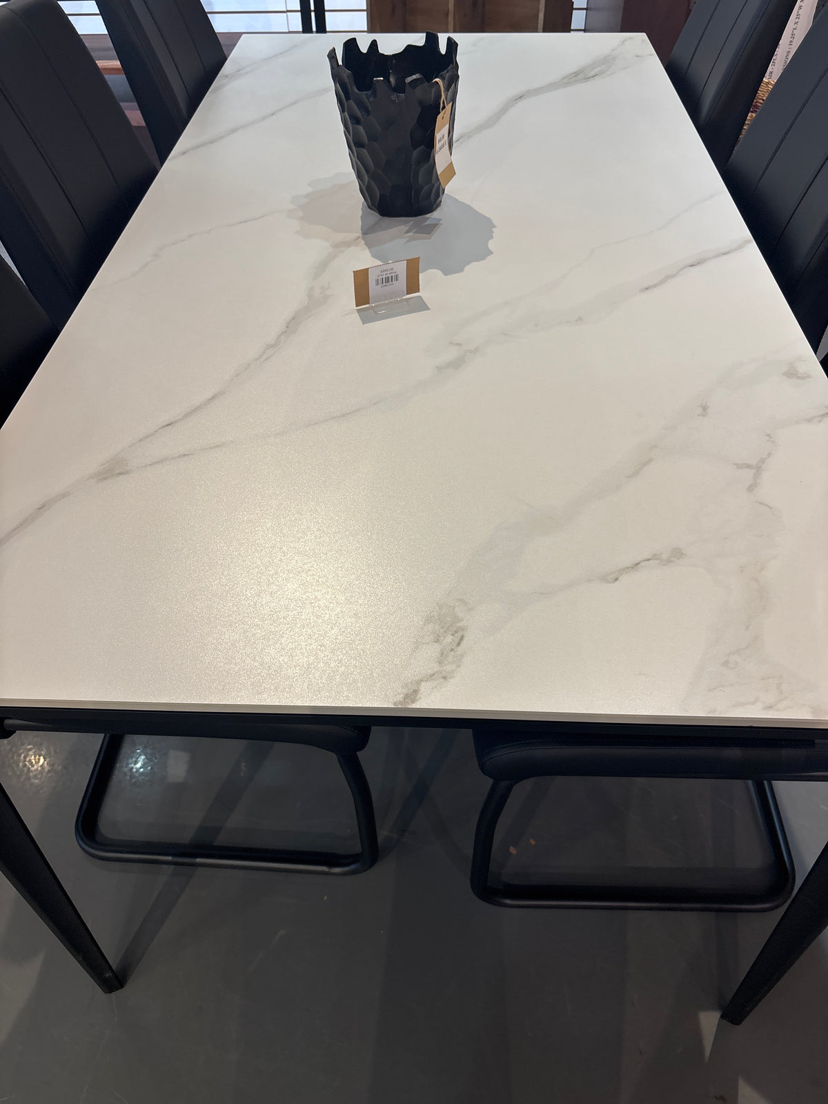 RYAN Dining Table