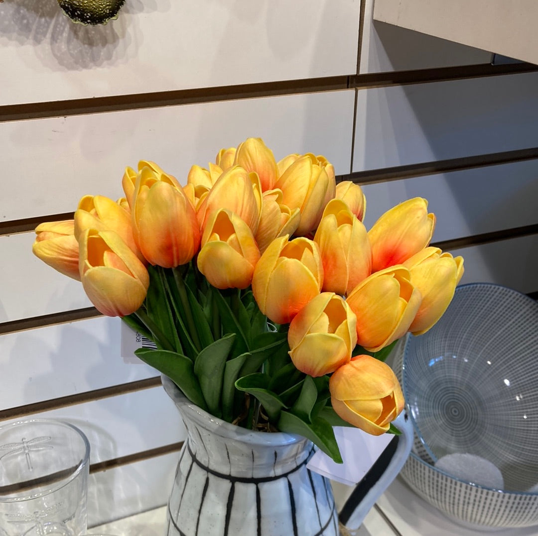 Artificial bunch of 6 Yellow tulips