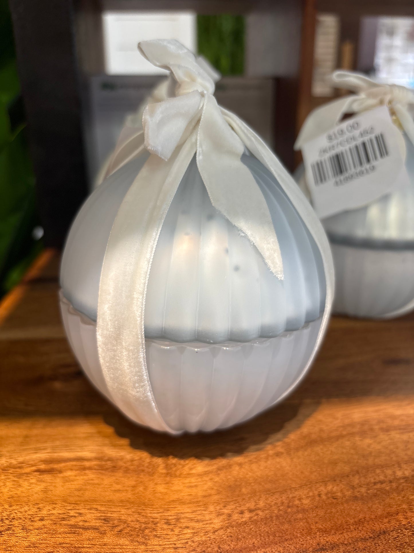 Glass Ornament Candle/White