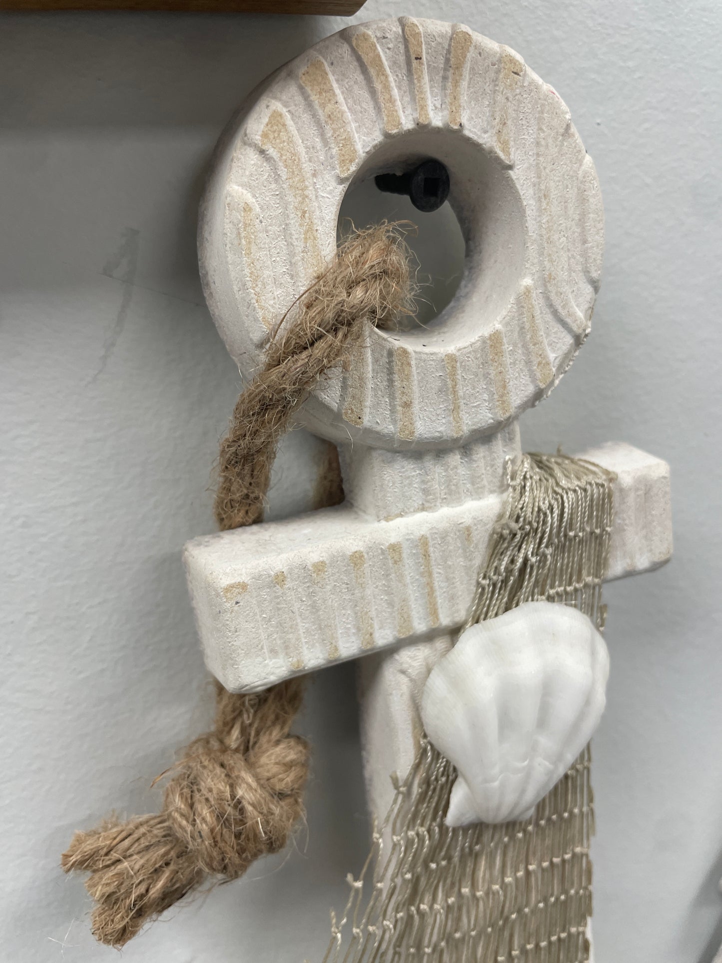 White Hanging Anchor with netting accent
