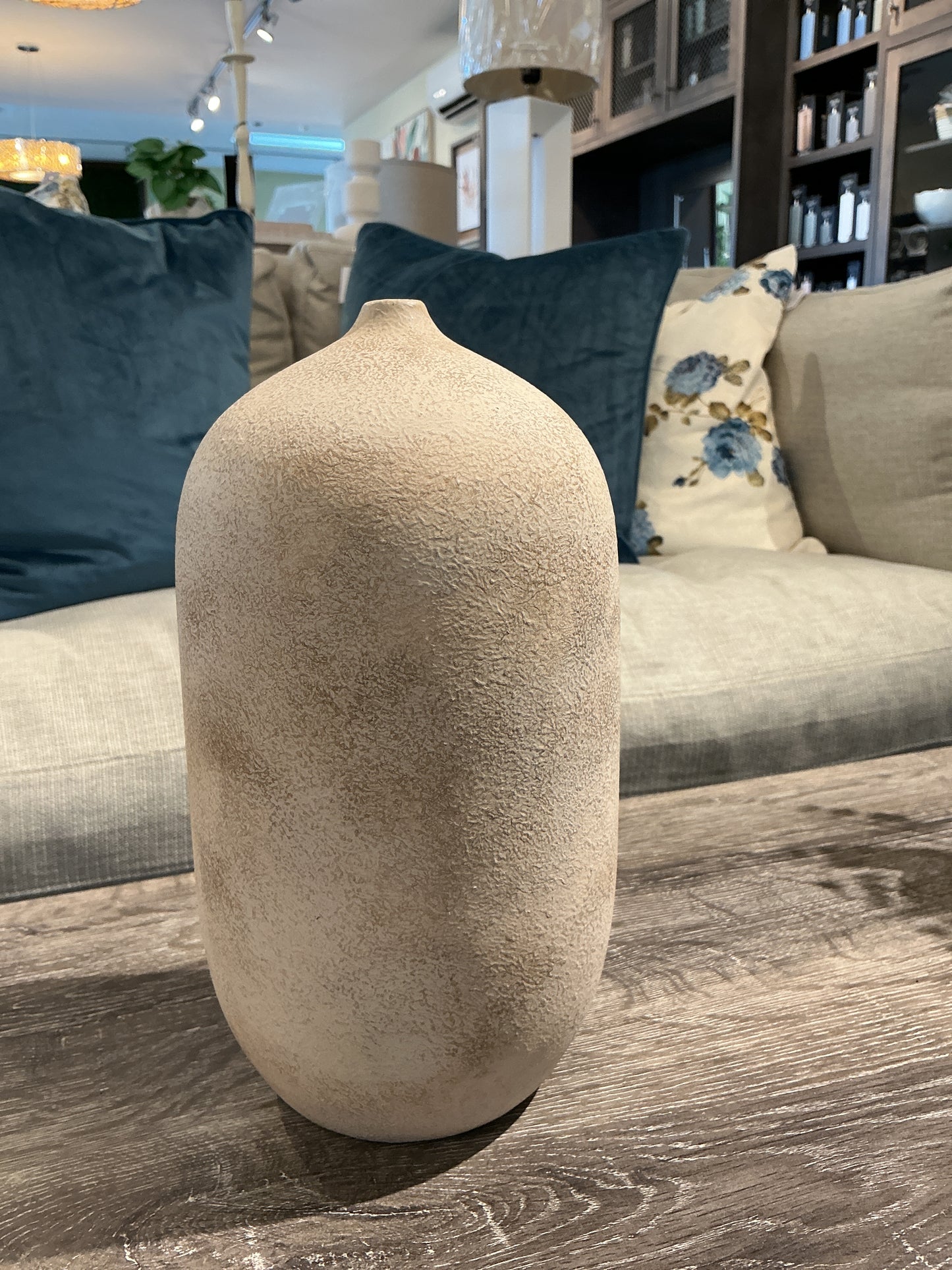 Decorative vase