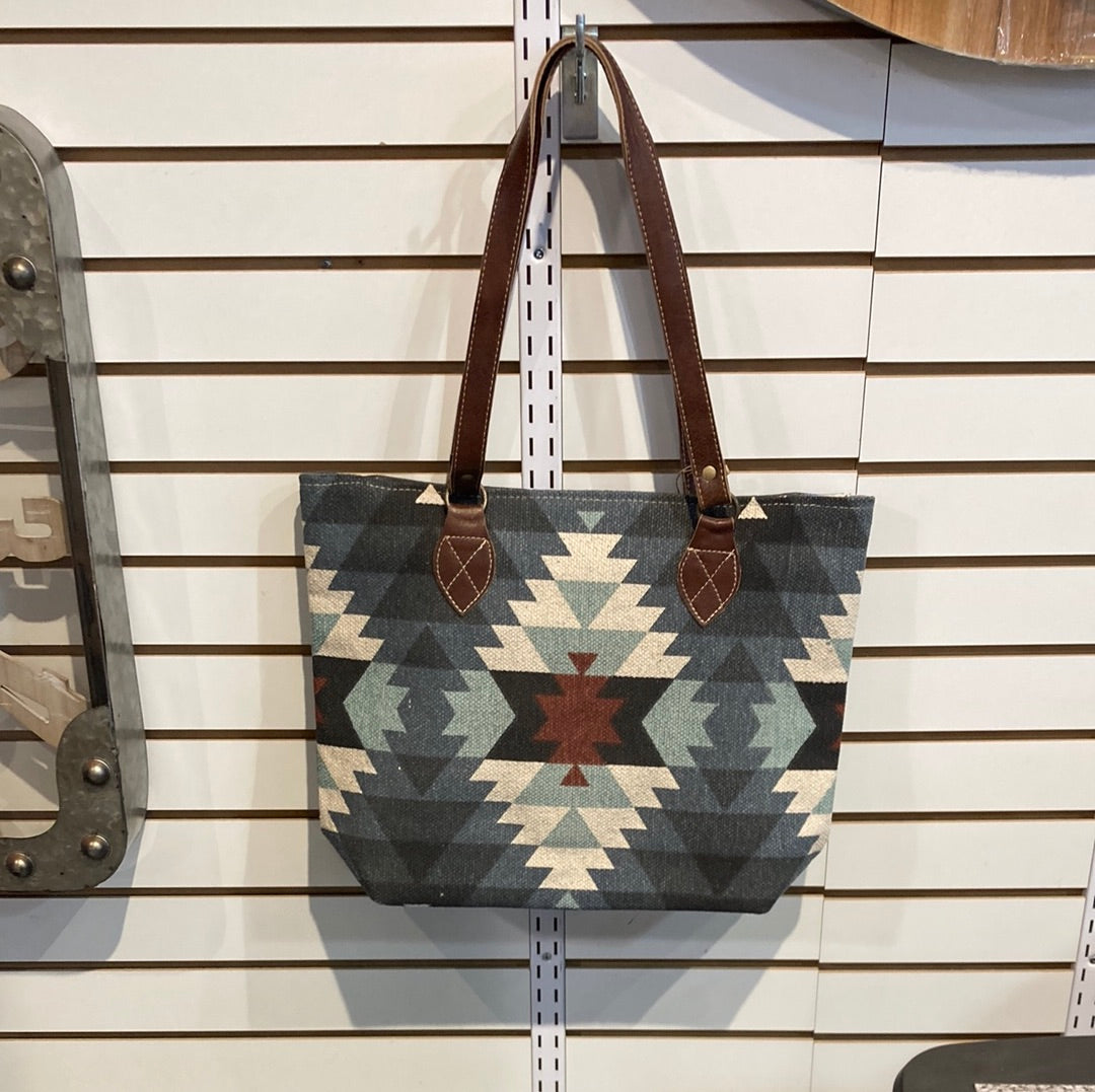 Homestyle Warmth Embroidered Tote Myra Bag