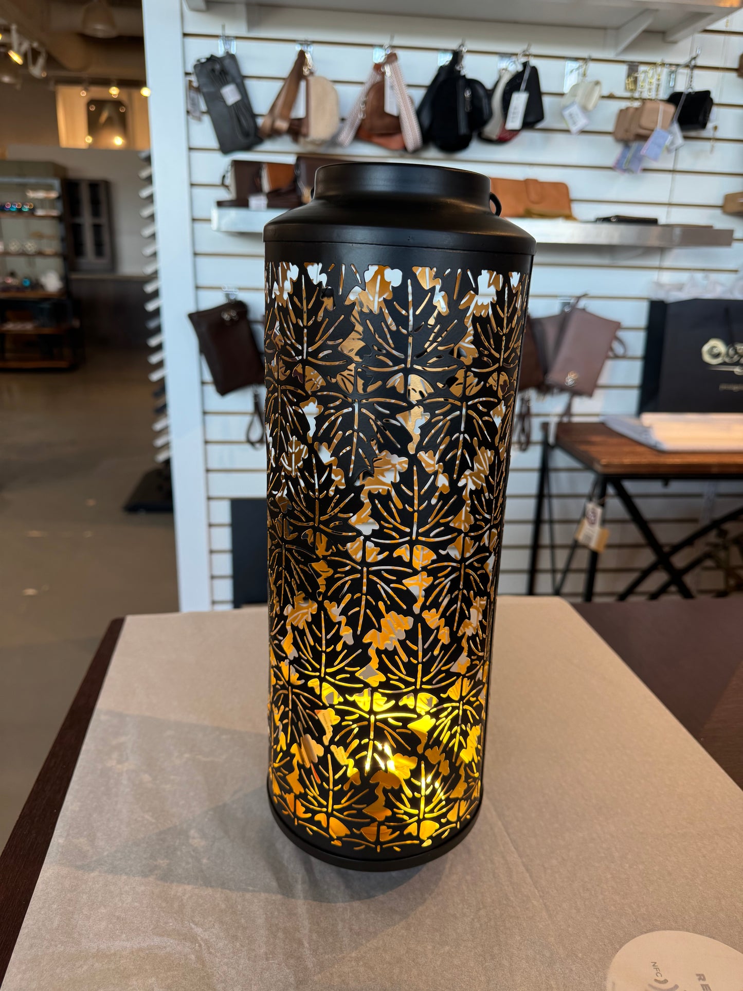 Metal Fall Leafs Candle Holder