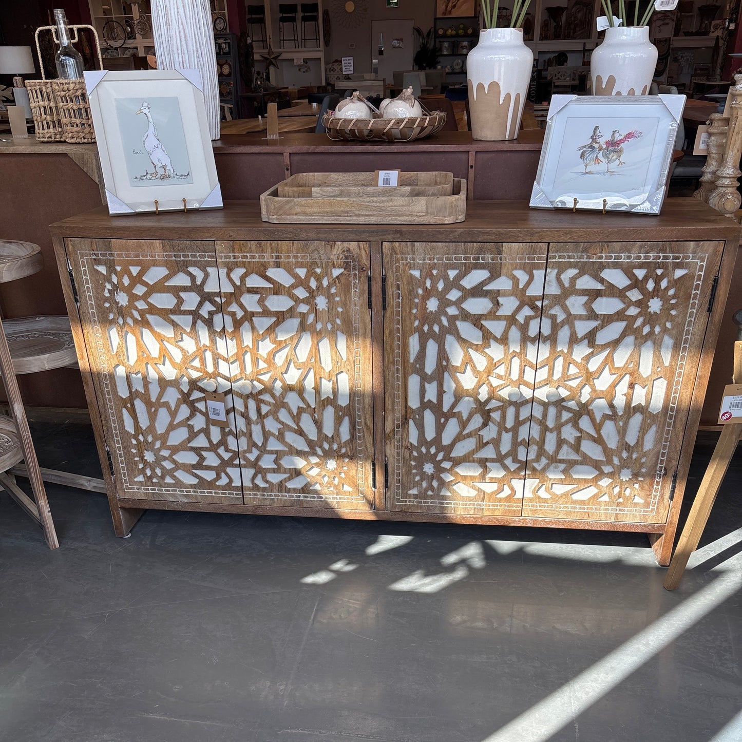 SOUL-Solid Mango 4 Carved doors Sideboard - White Wash