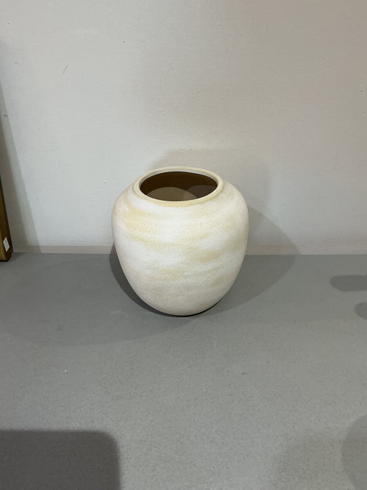 Medium vase