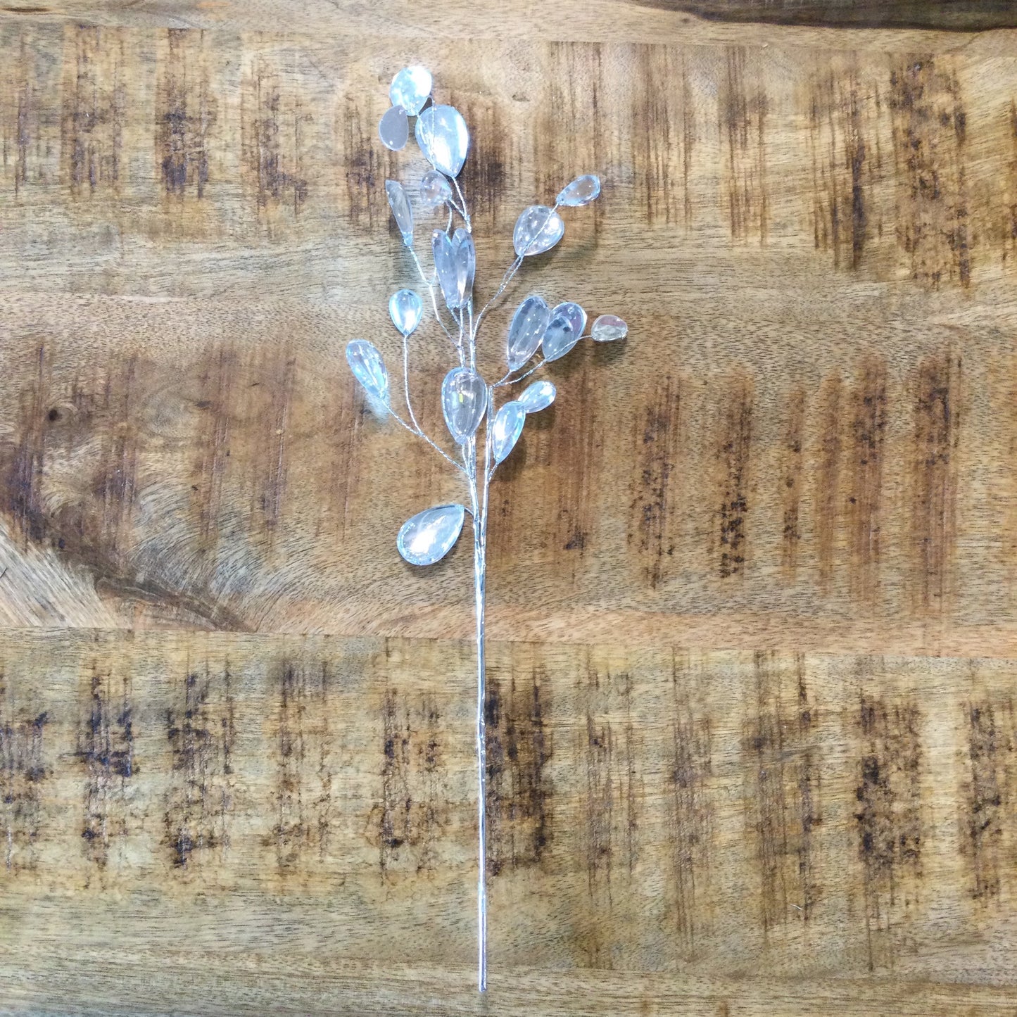 Teardrop crystal Stem