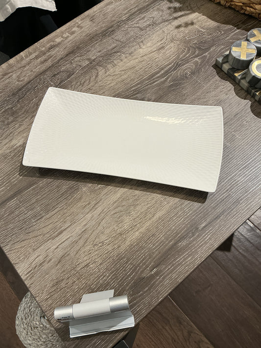 Serving tray