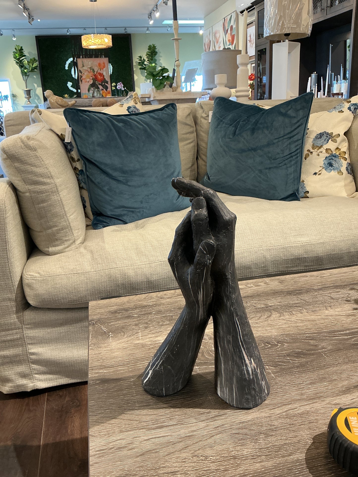 Decorative hands