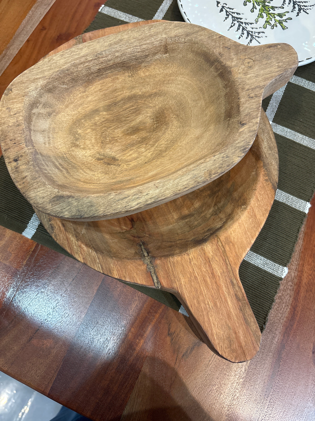 Alpha Mango Wood Tray M