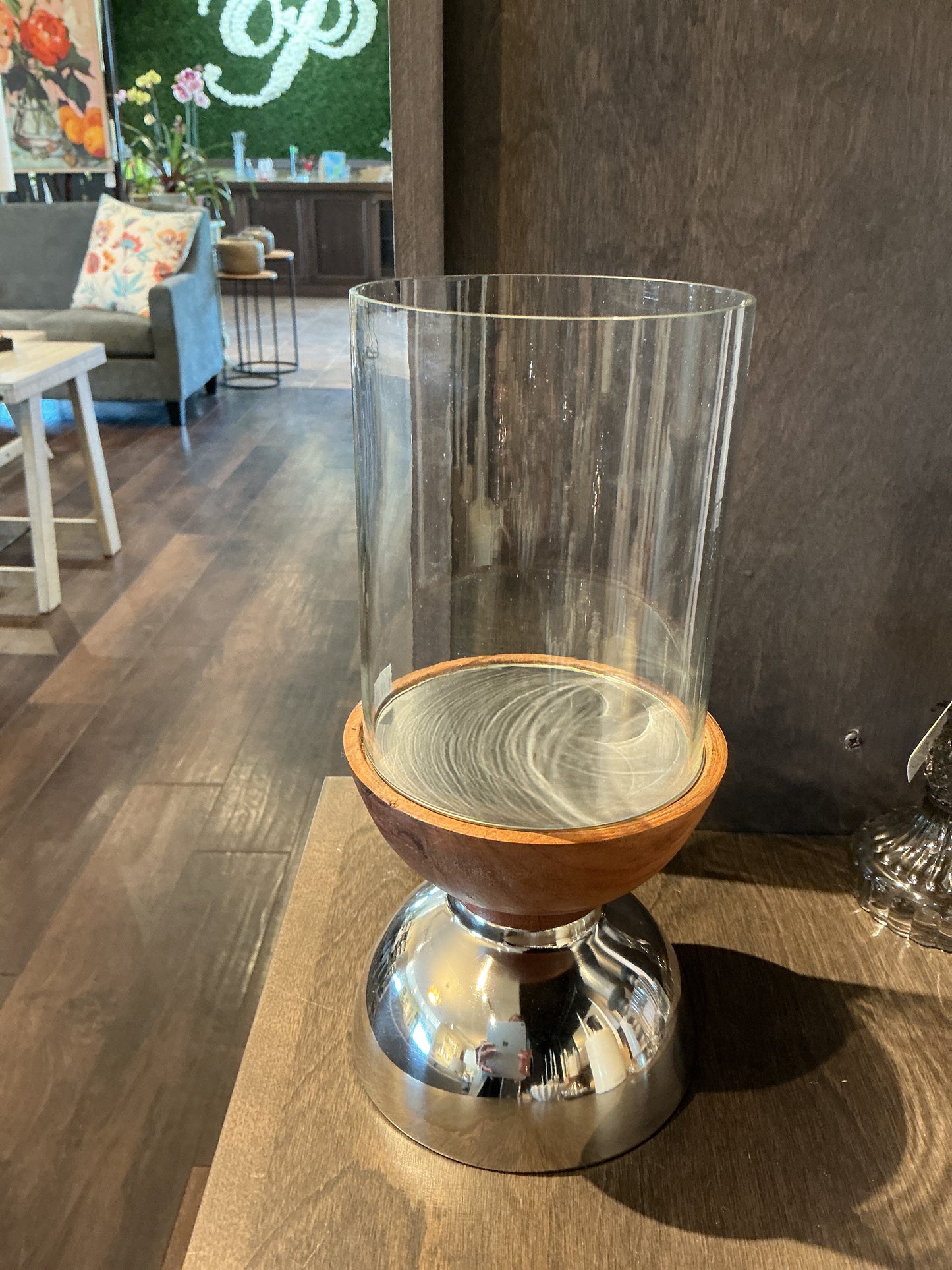Candle holder