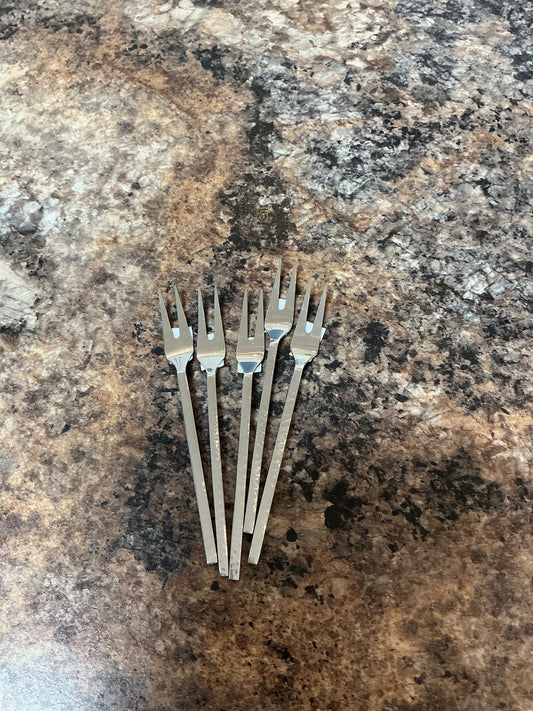 Hor d’oeuvres utensils