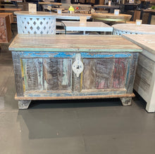 Load image into Gallery viewer, Reclaimed wood Storage trunk
