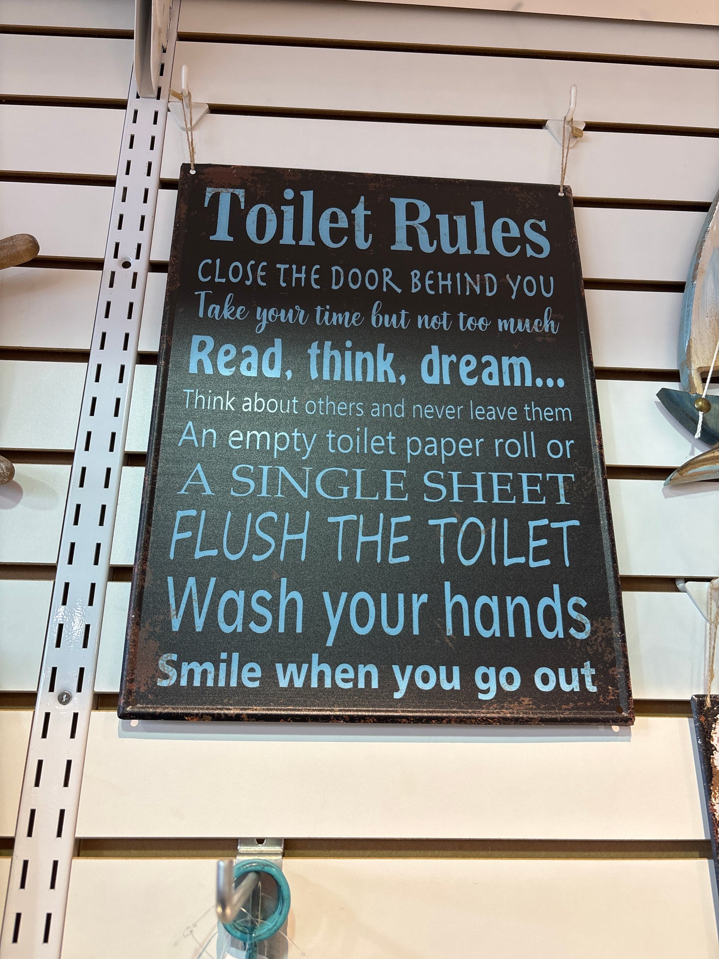 metal wall sign (toilet rules) (asstd)
