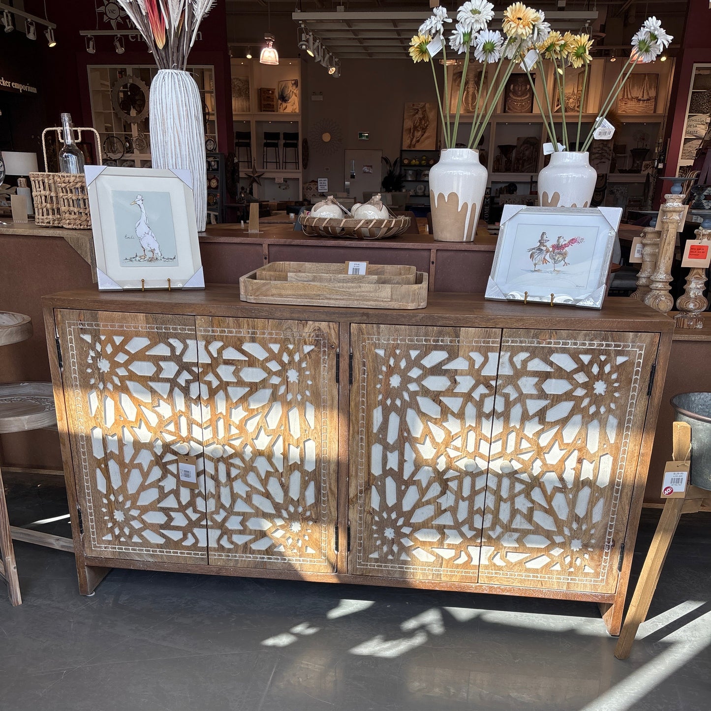 SOUL-Solid Mango 4 Carved doors Sideboard - White Wash