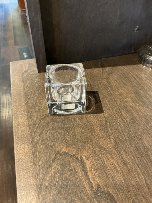 Candle holder