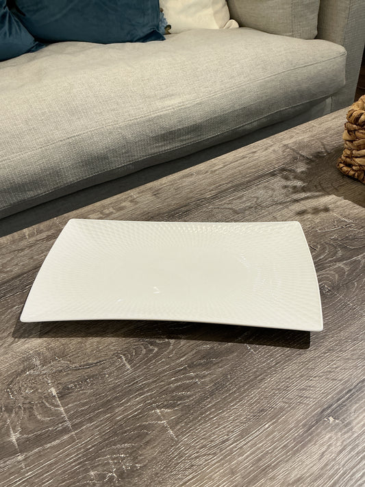 Serving tray