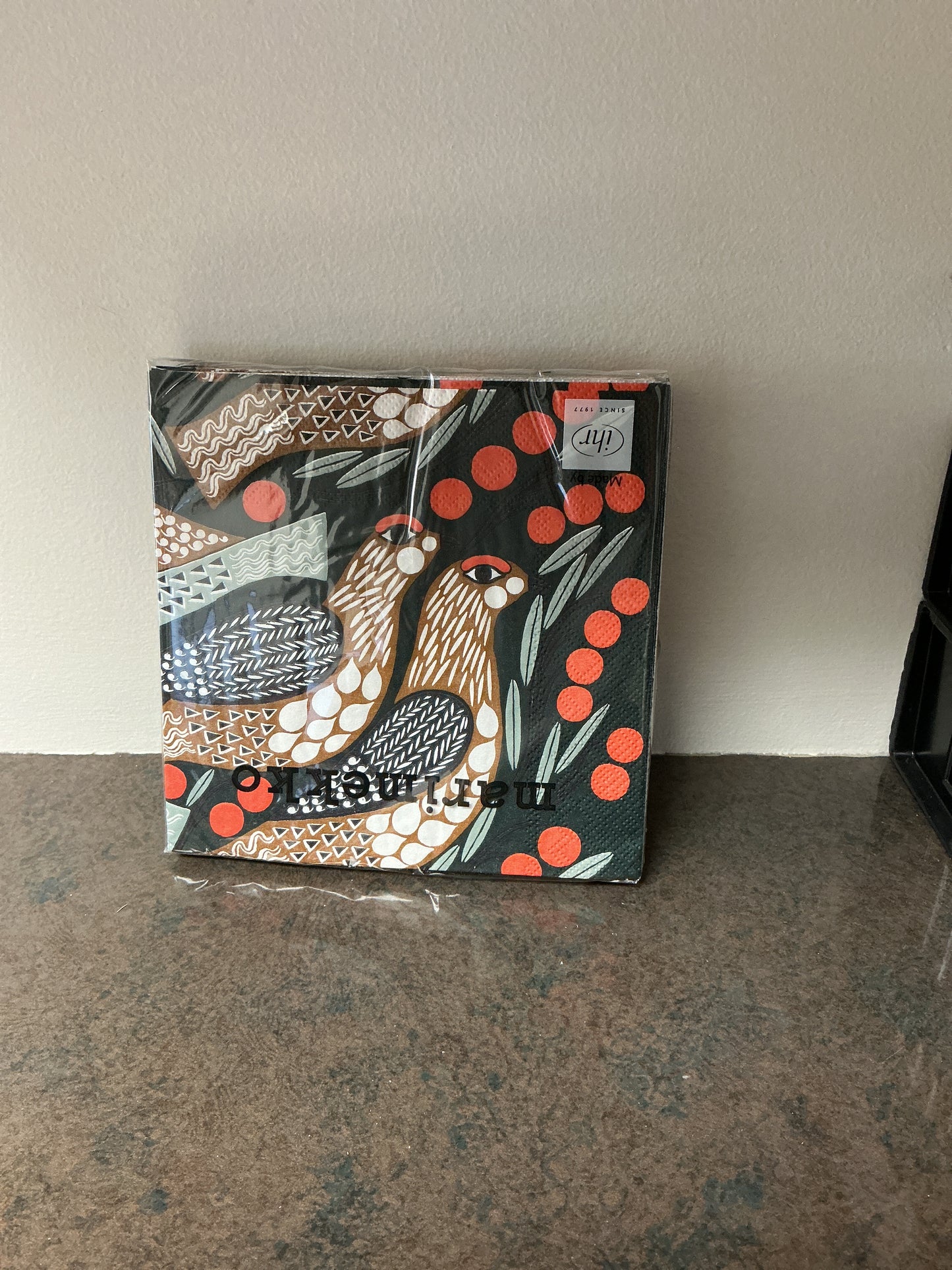 Paper napkins