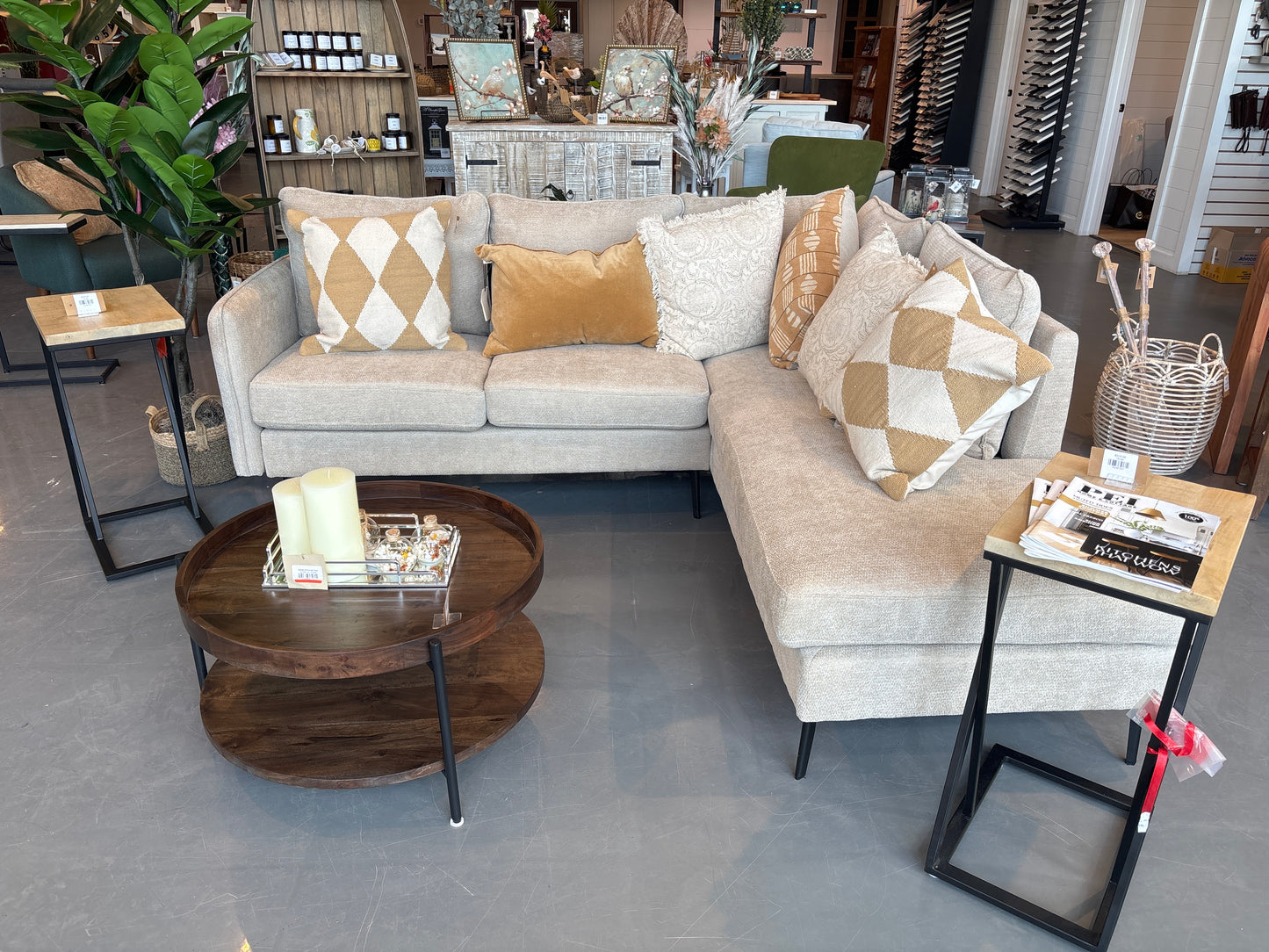 L/Arm Facing-Beige Fabric Sectional