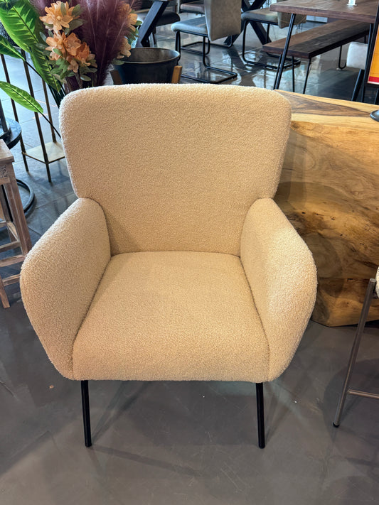 JOVI OLI ACCENT CHAIR