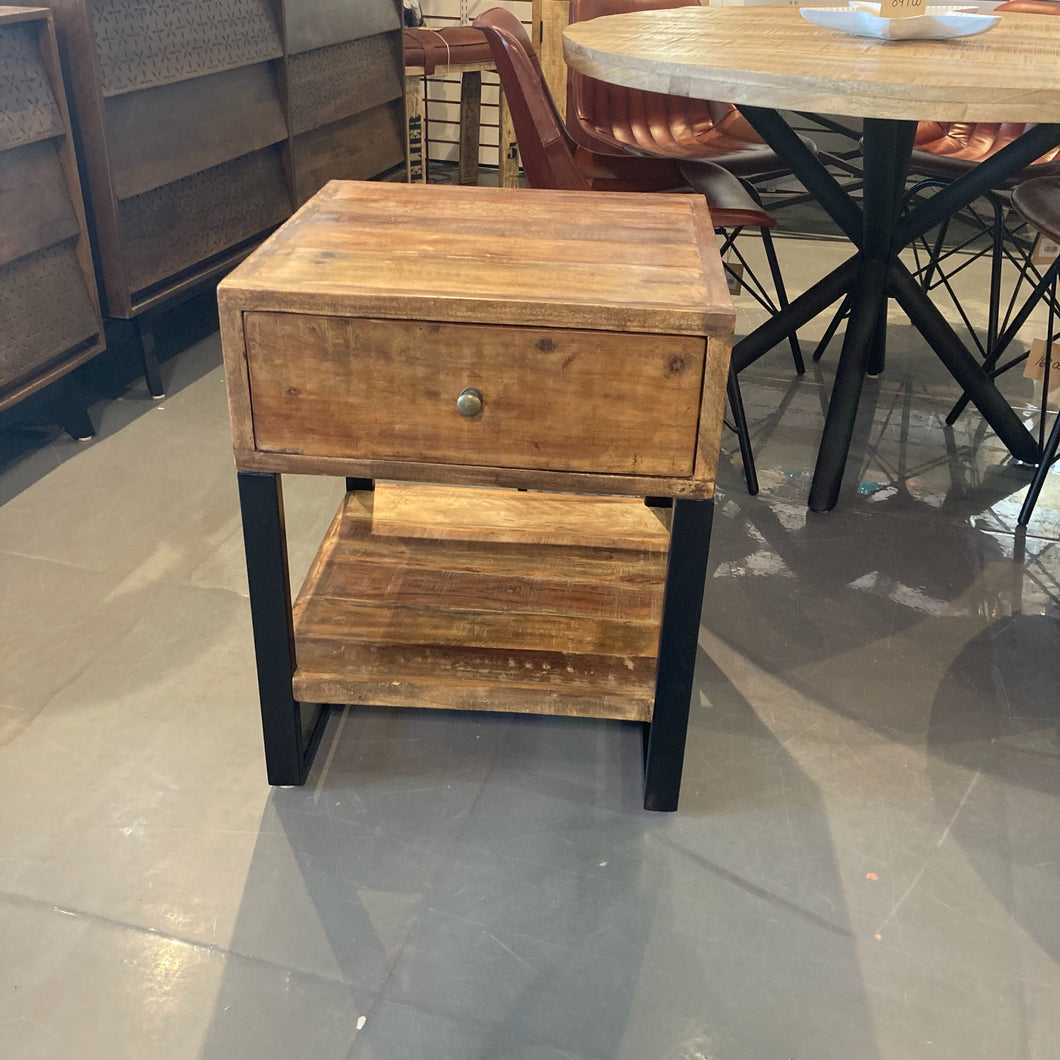 Tolo 2 drawer night stand