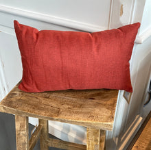 Load image into Gallery viewer, Accent lumbar Pillow
