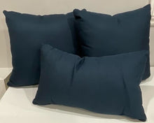 Load image into Gallery viewer, Accent lumbar Pillow
