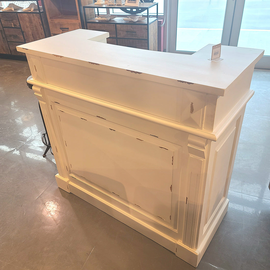 Antiqued White Wooden Home Bar Counter