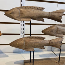 Load image into Gallery viewer, Wooden carved school of fish stand
