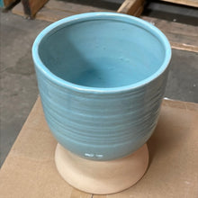 Load image into Gallery viewer, Baby blue Flower Pot
