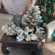 Load image into Gallery viewer, 6ft Snowy Christmas Garland
