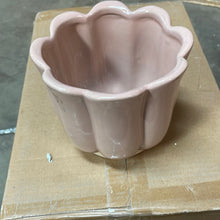 Load image into Gallery viewer, Pink Flower Pot
