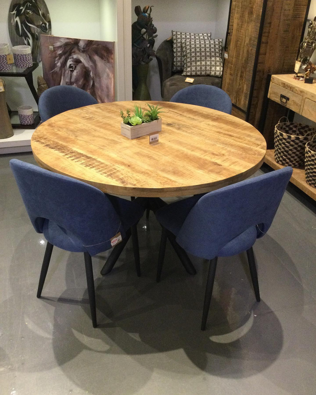 48 inch Solace Natural 4 seater round mango wood table