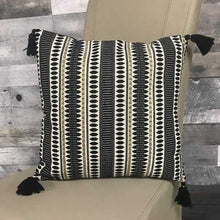 Load image into Gallery viewer, Jackart tassel pillow 18 x 18
